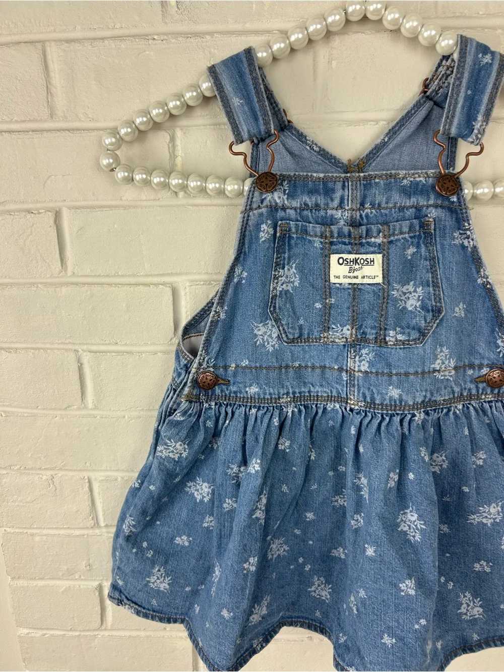 OshKosh B’Gosh Girls Floral Denim Overalls Dress Size 3T